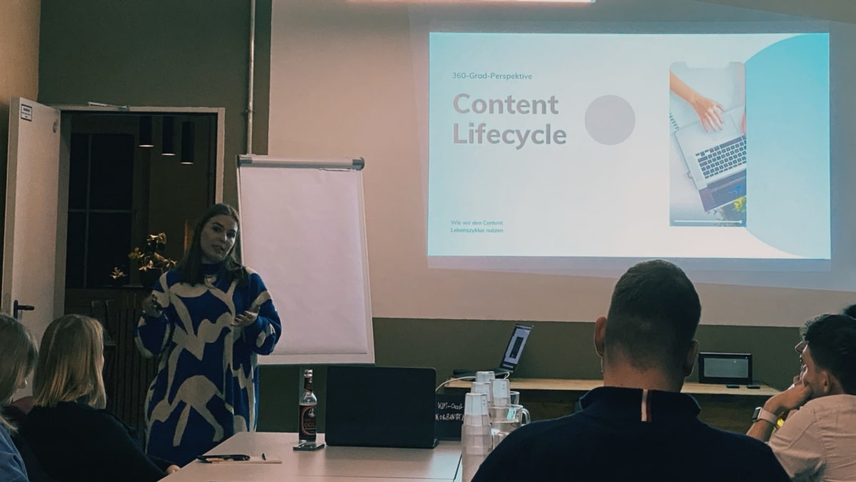 Rednerin Maren Dinges